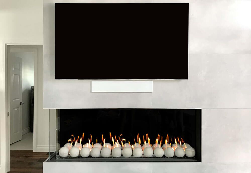 LC70 TV
