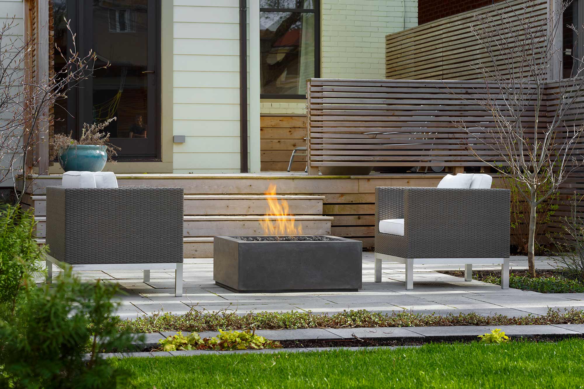 Bento modern fire pit charcoal 2